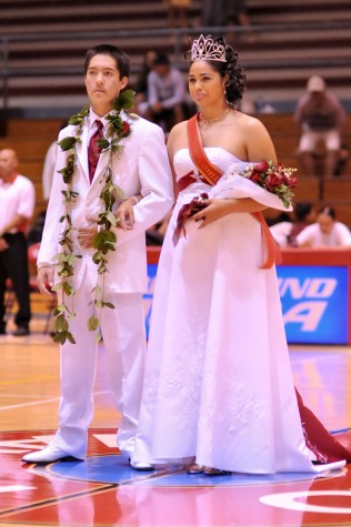 rnm-090130_0006 Homecoming King Jess Maiva and Queen Chelbie-Lyn Hanohano. Jess is a player on the St. Josephs boys varsity basketball team while Chelbie-Lyn plays volleyball and soccer for St, Joseph.