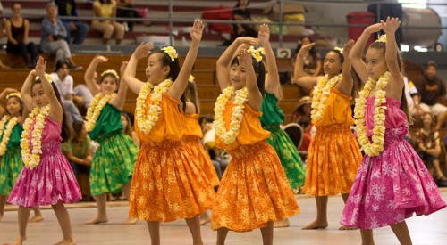 20090412_keikihula Keiki perform the hula at the Hoolaulea. Free noontime entertainment during the week will be held at the Hilo Hawaiian Hotel and Naniloa Volcanoes Resort on Banyan Drive.