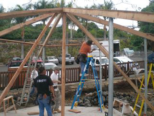 higashihara75 Now the concrete is poured, it's time for the second pavilion to take shape. Work this weekend was on the roof, with the assistance of the Hawaii Carpenter's Union Apprentice Program.