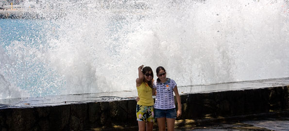 The National Weather Service advised of possible unusual currents and surf in Hawaii due to the early morning earthquake in New Zealand Wednesday (July 15).