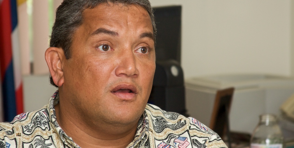 Mayor Billy Kenoi today called on the Hawai’i County Council to reject Bill 132 when the council Finance Committee considers the measure next week. Bill 132 would require the County Council approve each county land sale two times, adding a new bureaucratic layer to the process.