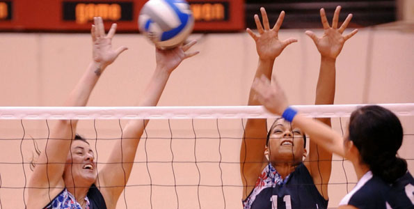 The University of Hawaii at Hilo came out hot to knock of Notre Dame de Namur University 3-0 in a Pacific West Conference match in the UHH gymnasium.

Set scores were 25-14, 25-13, 25-23.