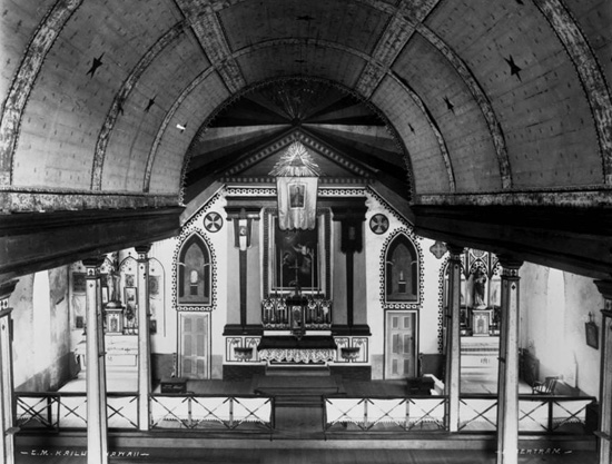 StMichaelsInterior Original interior of St. Michael the Archangel Church, Kailua-Kona, date unknown. (Photo courtesy of the Society of Mary)