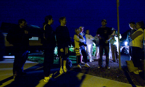 20091204_lavaboat-pretrip-talk Visitors are briefed by Keith Starkey of Lava Ocean Adventure Tours at Isaac Hale Beach Park in Puna.