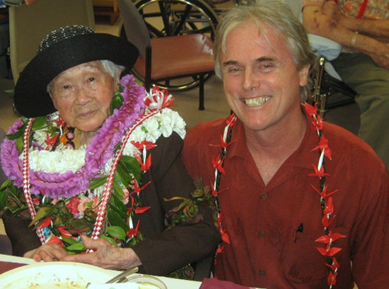 Hale Hoola Hamakua resident celebrates 100th 