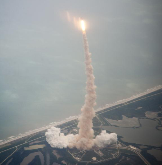 FinalShuttleBlastoff
