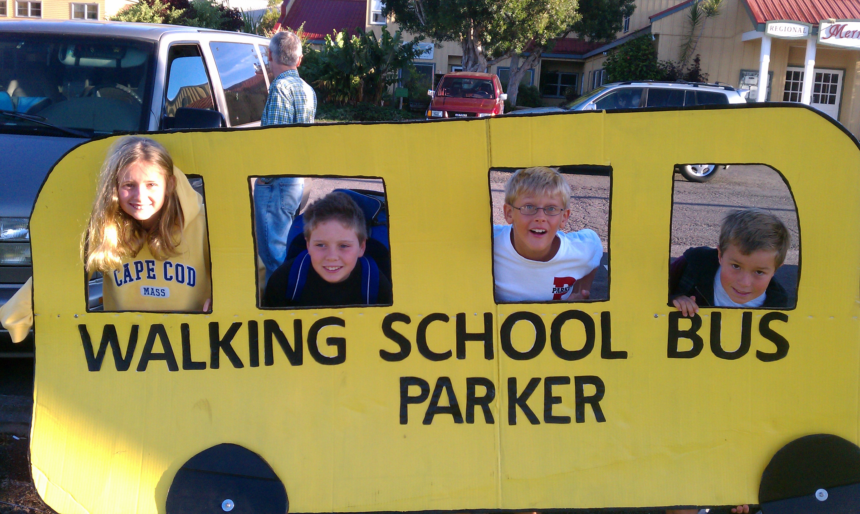 It was Healthy Routes to School Week in October for Parker Lower School. The event was launched by the schoolâ€™s Safe Routes to School program, which encourages families to try alternatives to driving to and from school throughout the school year.

Kelly Hoyle, a Parker parent and the coordinator of the program said, â€œParker School's Safe Routes to School Committee's focus is on showing families that it's possible to make small changes to their routine that make a big difference in their community.â€