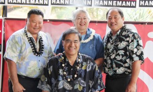 MauiMayors-Hannemann Mayor Alan Arakawa and former mayors Charmaine Tavares and James “Kimo” Apana with Mufi Hannemann (front)