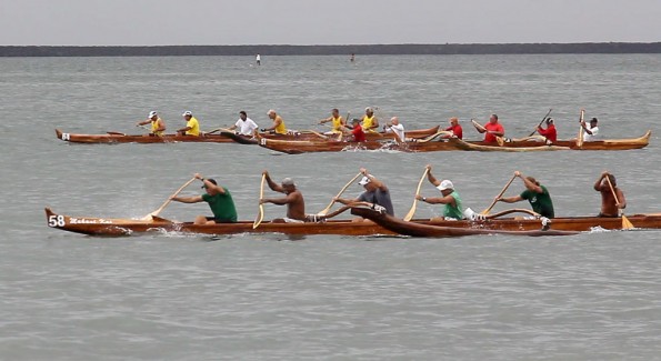 20120707_canoe-racing Keauhou sets a new record in the Men Masters (60) race with a time of 3:59.84. Photographby by Baron Sekiya | Hawaii 24/7