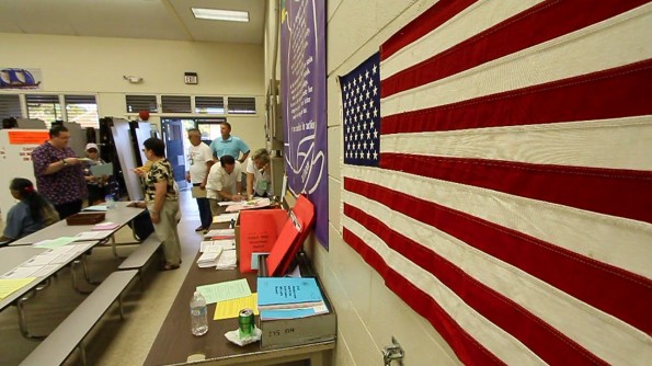 20121106_general-election-waikoloa The polling place at Waikoloa School was busy during the last hour of voting. Photography by Baron Sekiya | Hawaii 24/7