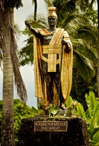 The top portion on the spear for Hilo's Kamehameha The Great statue is missing. Photo by Baron Sekiya | Hawaii 24/7
