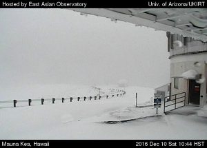 A view from the United Kingdom Infrared Telescope Saturday, December 12, 2016. Image courtesy of University of Arizona/UKIRT