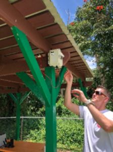 An EPA employee installs a sulfur dioxide (SO<sub><p id=