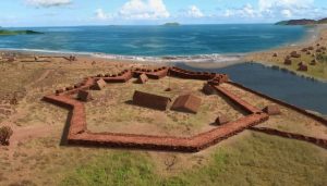 Bird’s-eye view of the fortress on Kauai. Photo credit: Alexander Molodin