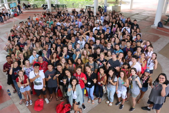 UH Hilo’s Fall 2018 entering class during Orientation Week. Photo courtesy of UH Hilo